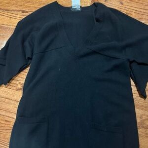 CHANEL Black V-Neck Sweater 100% cashmere cc logo